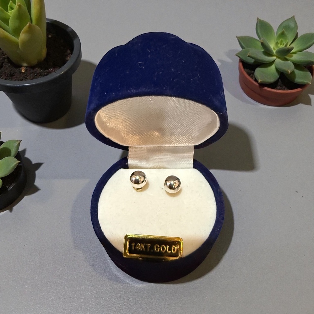 🐥 SOLD!!! 🐥 14K White Gold 5mm Ball Studs - NEW